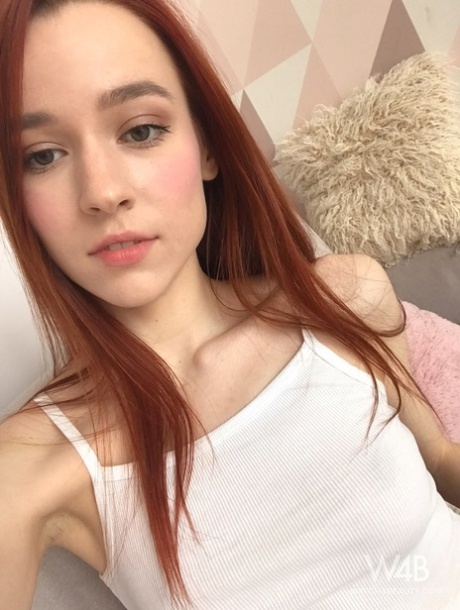 Aşikveysel Kızıl Saçlı Escort Svetlana